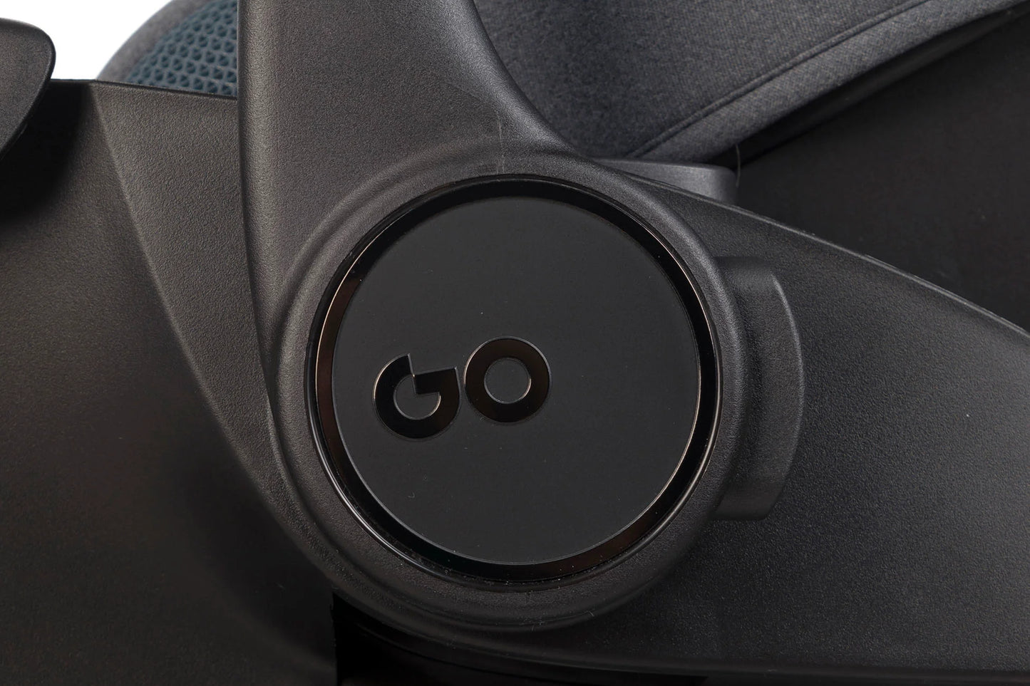 EasyGo Buz XTD Pro i-Size autóshordozó ISOFIX bázissal – Granito