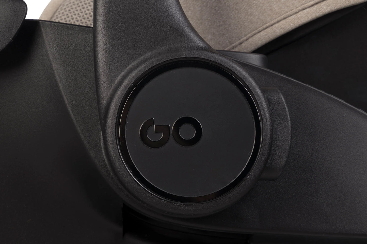 EasyGo Buz XTD Pro i-Size autóshordozó ISOFIX bázissal – Taupe