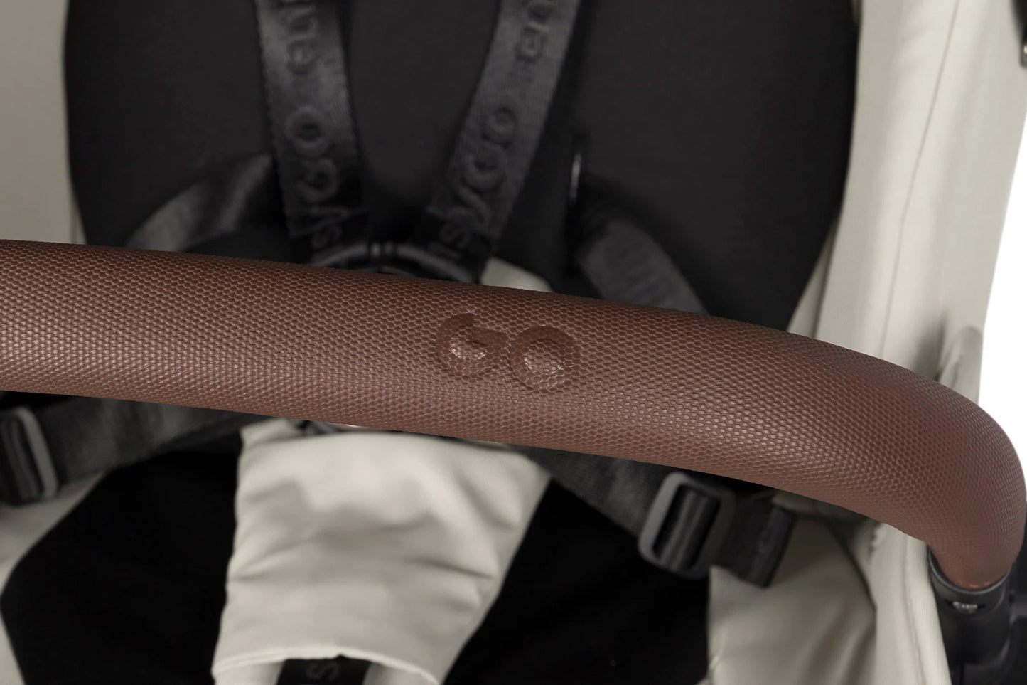 EasyGo Giro G2 2in1 babakocsi - Sand